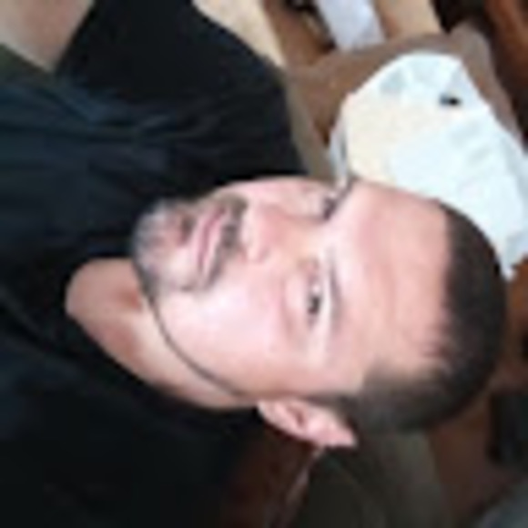 Meet your Posher, Kyle - Picture 1 of 1